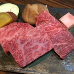知ったことを後悔する美味しさ。古都で"幻の宮崎産 尾崎牛"を堪能「グラン・デロワール」