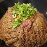 その見た目にうっとり☆1,000円以下で味わう最高のステーキと満足感♪「すてーき丼屋」