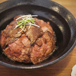 "ステーキ丼"ブームの真っ只中！！世界遺産上賀茂神社からスグの穴場☆「どんどん丼」