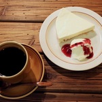 千本今出川西＊テーマパーク？舞台？！作りこまれた世界観にうっとり「ヱントツコーヒー舎」【開店】
