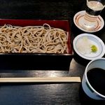 日本酒と蕎麦が楽しめるスタイリッシュな空間「京都 中之光庵（なかのこうあん）」＠四条寺町