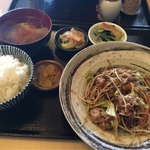 ほっこり家庭の味が魅力の「食堂マルマサ」＠葛野大路三条の巻っす