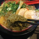 平等院からスグ！宇治名物の"抹茶"を使ったラーメン！「ラーメン田中九商店」