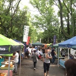 世界遺産上賀茂神社で毎月第4日曜日に定期開催！緑と小川の癒し空間☆「上賀茂手づくり市」