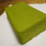とろけるような舌触り、薫り高く濃厚な挽きたて抹茶の贅沢テリーヌにうっとり～♪「シェ・アガタ」
