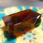 したたるような食感で京都の夏を代表する涼感あふれる和スイーツ「亀廣永 （かめひろなが）」