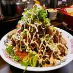 限定丼がすごい！地鶏たっぷり煮込んだスープがうまい！「らーめん極（きわみ）」