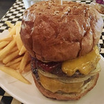 手作りバンズ＆ソースのハンバーガーが絶品す！「58 DINER（フィフティ エイト ダイナー）」＠岡崎の巻っす
