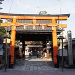名水も湧き出る！八所御霊を祀り都を守護する「下御霊神社（しもごりょうじんじゃ）」