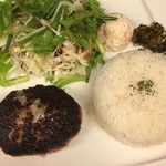 目の前で焼かれる絶品ハンバーグ！高瀬川沿いの隠れ家店「鉄板バーグ RUN Mっつん」＠四条河原町　高瀬川沿いの巻っす