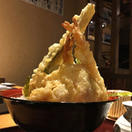 ※閉店　サクサクすぎる天ぷらタワー丼にビックリ！海鮮丼も美味しい♪「天ぷら海鮮 まる福 伏見桃山店」
