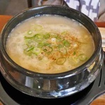 まろやかで旨味たっぷりサムゲタン！ご飯はおかわりＯＫ！移転した「キムチのミズノ」