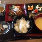テレビでも話題の手の込んだ発酵料理を定食で「発酵食堂カモシカ」＠嵯峨嵐山の巻っす