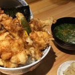 天ぷらで蓋がしまりません！トリドールが手掛ける天丼専門店がオープン！「天丼まきの」＠寺町通の巻っす
