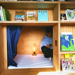 本好きの楽園！世界中で話題の泊まれる本屋が祇園にオープン！「BOOK AND BED TOKYO - 京都店」