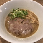 ジャンキーな新メニューも登場！使い勝手抜群なキラメキグループ５店舗目「コムギノキラメキ」