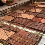 【京都】三条通はカカオの香りがする「チョコレート・ショコラ通り」高級ショコラ店が相次ぎ出店！