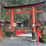 【京都貴船】釣り人は参拝すべき！丑の刻参りのわら人形はホントにあるの!?「貴船神社奥宮」
