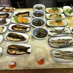 半世紀続くセルフ式レトロ食堂！ワクワクと懐かしさが止まらない！「村上食堂」