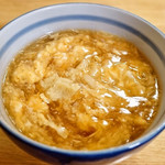 心も体もホッと温まる優しい味のおうどんは寒い日にとってもおススメ！「祇園　おかる」