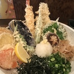 【京都・祇園】本場顔負け！モッチモチのさぬきうどん！「こんちきちん」