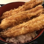 名物のモチモチ穴子天丼が絶品すぎる！祇園にある行列必至の人気店！「天ぷら 天周」