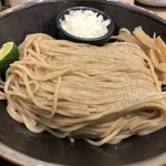 日本蕎麦のような自家製麺が美味いつけ麵！ビジネス街の人気店「麺匠 たか松 四条店」