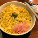 京都 冬の風物詩 "蒸し寿司"は必食！ 新京極にある老舗「寿司 乙羽（すし おとわ）」