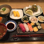 900円の寿司とおばんざいのお得ランチ！「すしと酒 手水や（ちょうずや）」＠柳馬場蛸薬師の路地奥の巻っす