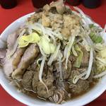 デカ盛り、ガッツリの代名詞「ラーメン二郎 京都店」一乗寺から目が離せません！