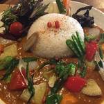 野菜たっぷりで彩りキレイ薬膳カレー「京薬膳カレー 百味飲食」＠五条若宮の巻っす