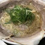 深夜でも美味しい京都ラーメンを！チャーシューは鉢一面に「大宝（たいほう）」