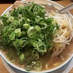※閉店　安定した美味しさの京都ラーメンを！繁華街・河原町にあり便利「第一旭 六角店」