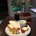 ※移転　【京都人気カフェ】★洋モーニングも必食★「伊右衛門サロン」【烏丸御池】