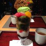 【京都】プレミア感たっぷり＊お茶の匠の欲張りパフェ ＊福寿園京都本店　京の茶寮【四条カフェ】