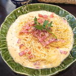 京都のおすすめ老舗カフェ｜パスタとお茶漬けが評判「Bの階段」【寺町商店街】