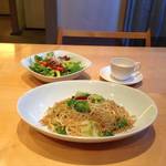 【京都らしい和風パスタ】北欧モダンな空間でおじゃこの魅力を再発見 ★ やよい【東山】