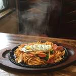 【京都タワーのお膝元】「miwaku（ミワク）」純喫茶の魅惑のナポリタン