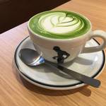 艶々、滑らかで秀逸な抹茶ラテ「Okaffe Kyoto（オカフェ）」【四条烏丸】