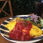 POP&Cuteな隠れ家的古民家★曜日限定のTasty昼オムライス★Cafe&Bar Cham（チャム）【河原町】