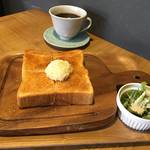 川沿いスローモーション★マーマーコーヒー★ハニートーストで口福時間【河原町七条】