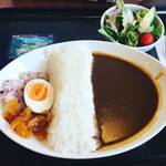 マニア必見！京都唯一の日本ダムカレー協会認定のダムカレー！！ボリューム満点メニューも「道の駅スプリングひよし」【南丹市】