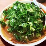 京都ラーメンの老舗！期間限定メニューでも安定の無料ネギ入れ放題！！駐車場広々利便性よし☆「ラーメン横綱」【醍醐】
