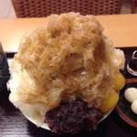 漆黒の黒蜜に惚れた★サービス満点で老舗の貫禄★二條若狭屋 寺町店【寺町二条】