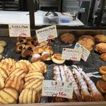 【高倉四条】京都初出店★パン食べ放題モーニングも★ハートブレッドアンテーク