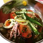 【京都久御山】酷暑のランチは地元夏野菜を使ったトマト冷麺！博多ラーメンと唐揚げ名店のコラボ店☆「麺屋 うまか・カリッジュ」