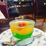 【京都祇園】芸舞妓さんや役者さん御用達のレトロな透けスイーツ！カラフルなゼリーが涼やかでかいらし♡「切通し進々堂」【カフェ】