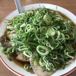京都ラーメンの老舗！本家に引けを取らないこだわりの一杯「第一旭 槙島店」