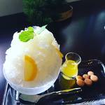 【京都カフェめぐり】松盆栽を眺めながら夏仕様なかき氷！フードやお酒も充実☆「丁の字カフェ」【二条木屋町】