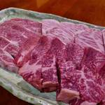 知る人ぞ知る京都府庁の北側にある焼肉レストラン「炭蔵」